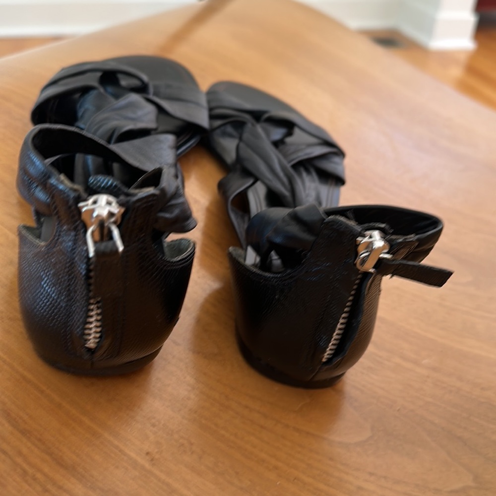 Cole Haan Maria Povo nwot black leather sandals 9 1/2 - Picture 2 of 5